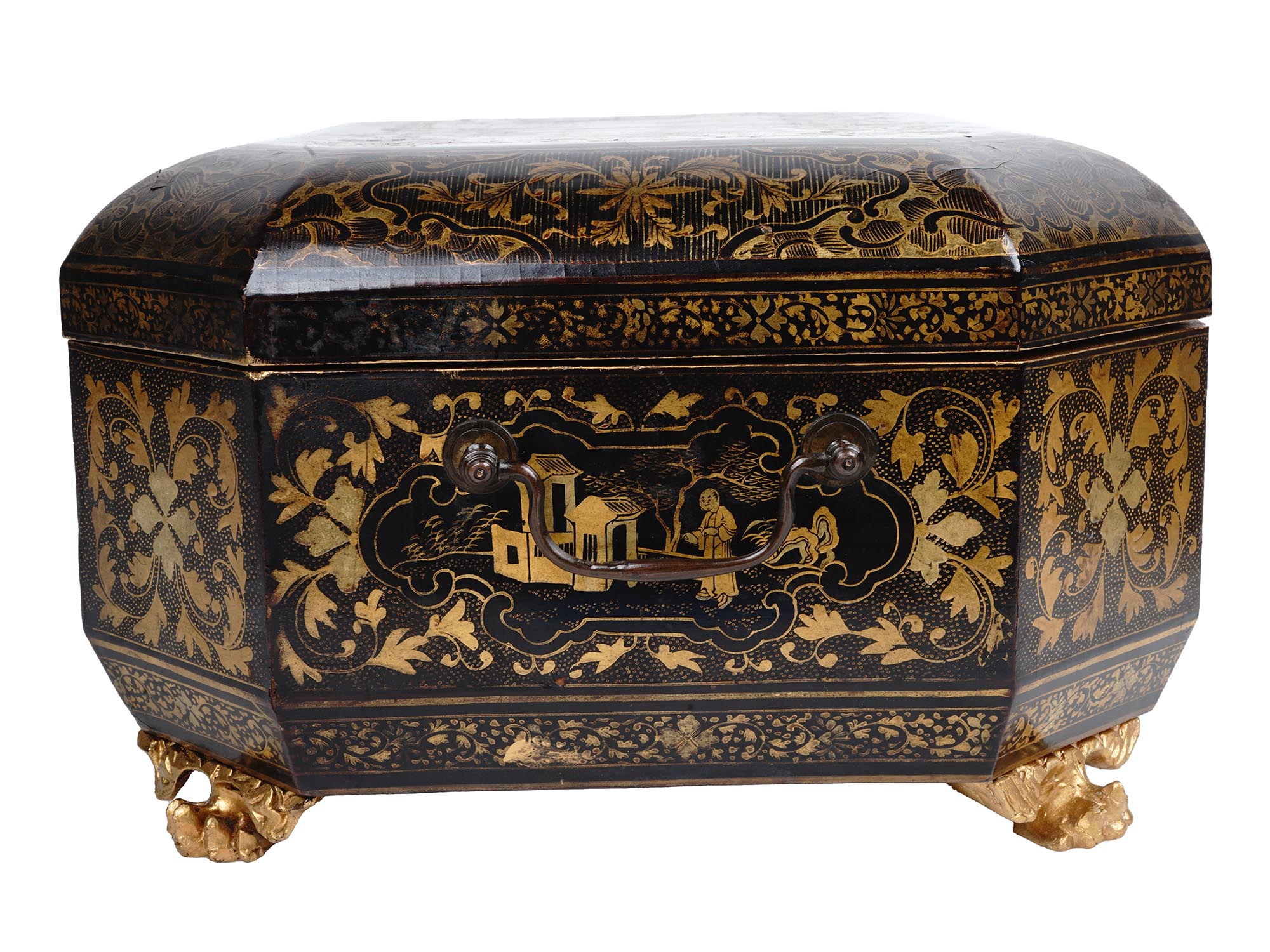 ANTIQUE CHINESE LACQUERED AND GILT DECORATED BOX PIC-2